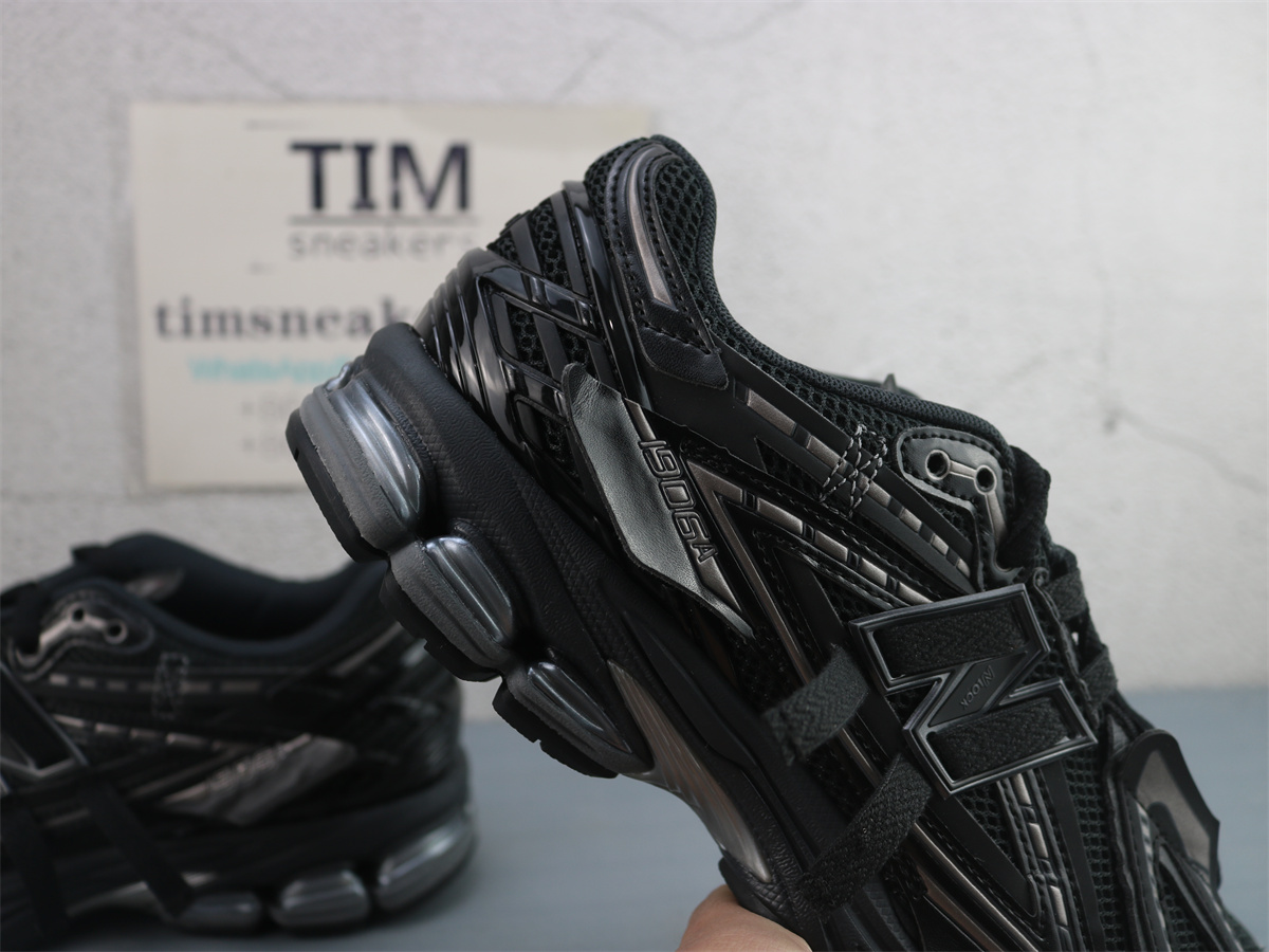 New Balance 1906A Black M1906AF